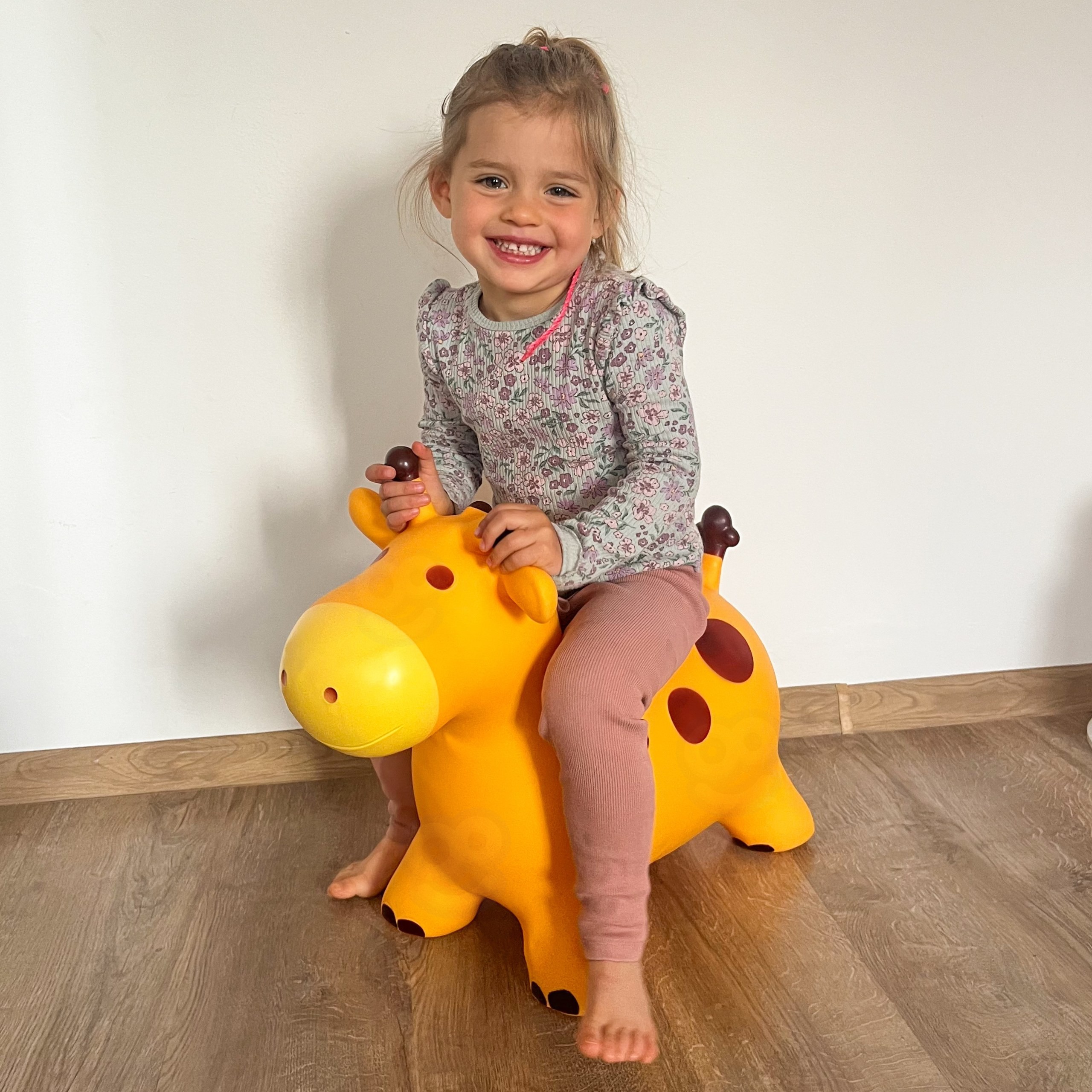 WOOPIE Yellow Giraffe Jumper + Pump - Slika 4