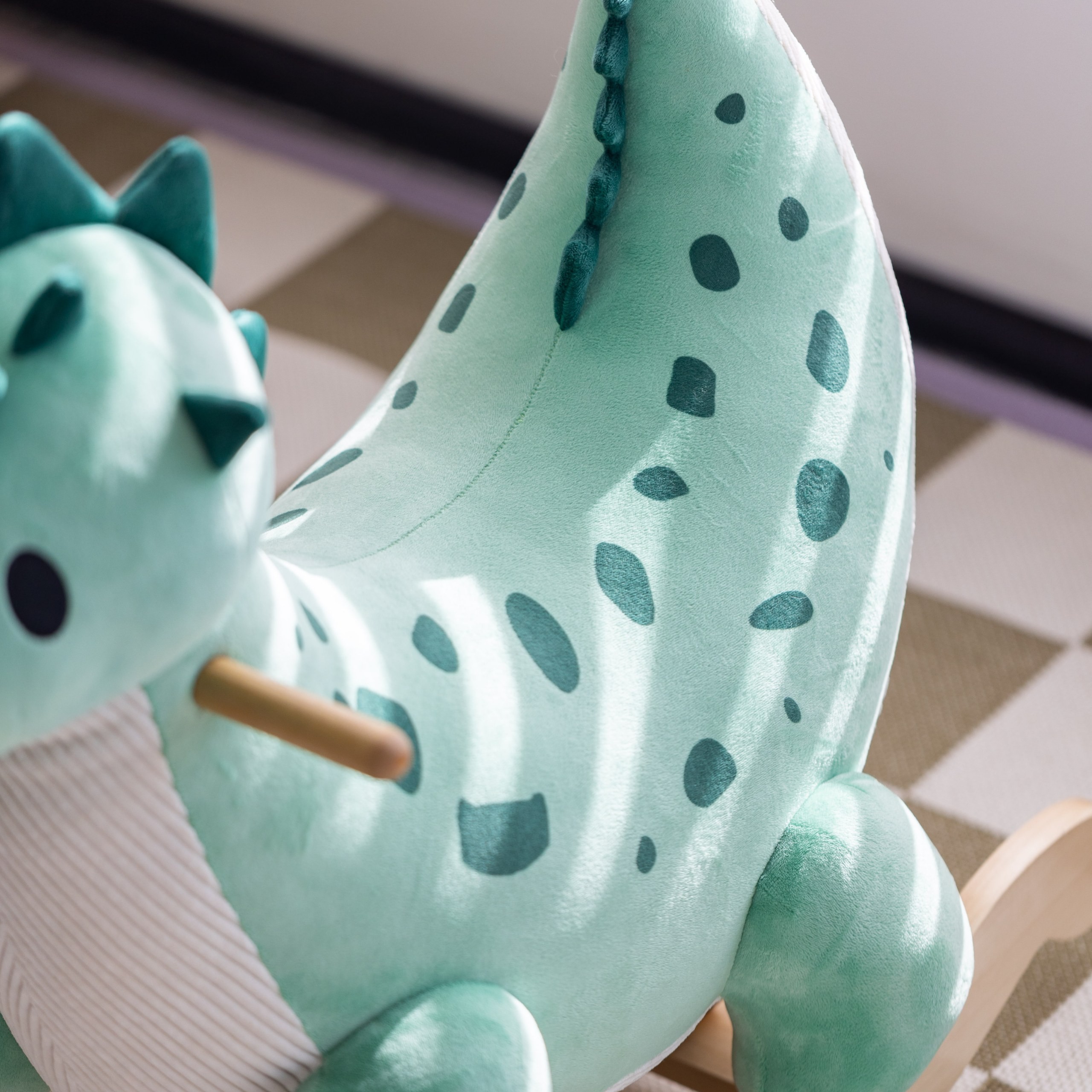 CLASSIC WORLD Wooden Rocking Dinosaur - Slika 8