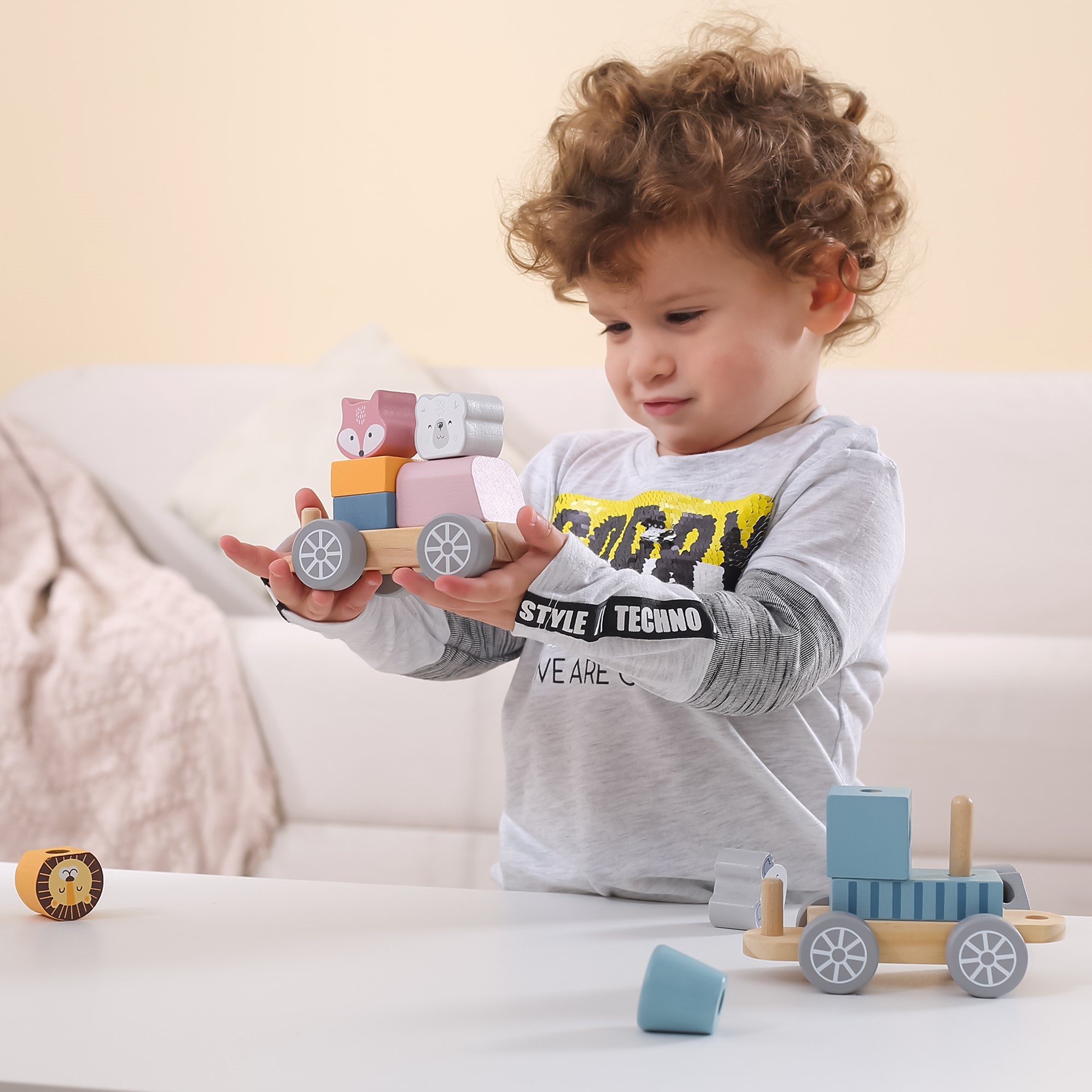 VIGA PolarB Wooden Train with Carriages and Animals for Montessori Stacking - Slika 3