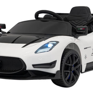 Maserati MC20 GT2 vehicle White