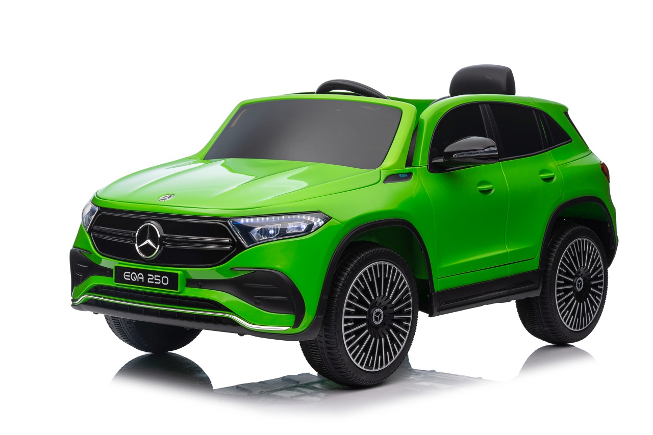 Vehicle Mercedes Benz EQA 250 Green