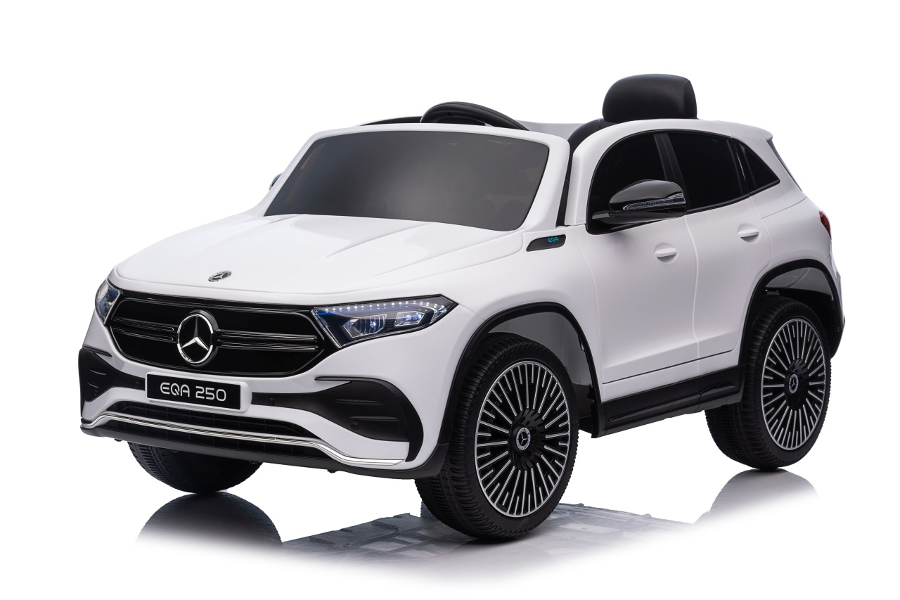 Vehicle Mercedes Benz EQA 250 White