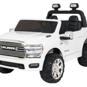 RAM 3500 bijela vozilo