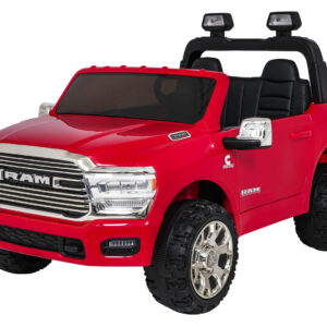 RAM 3500 crvena vozilo