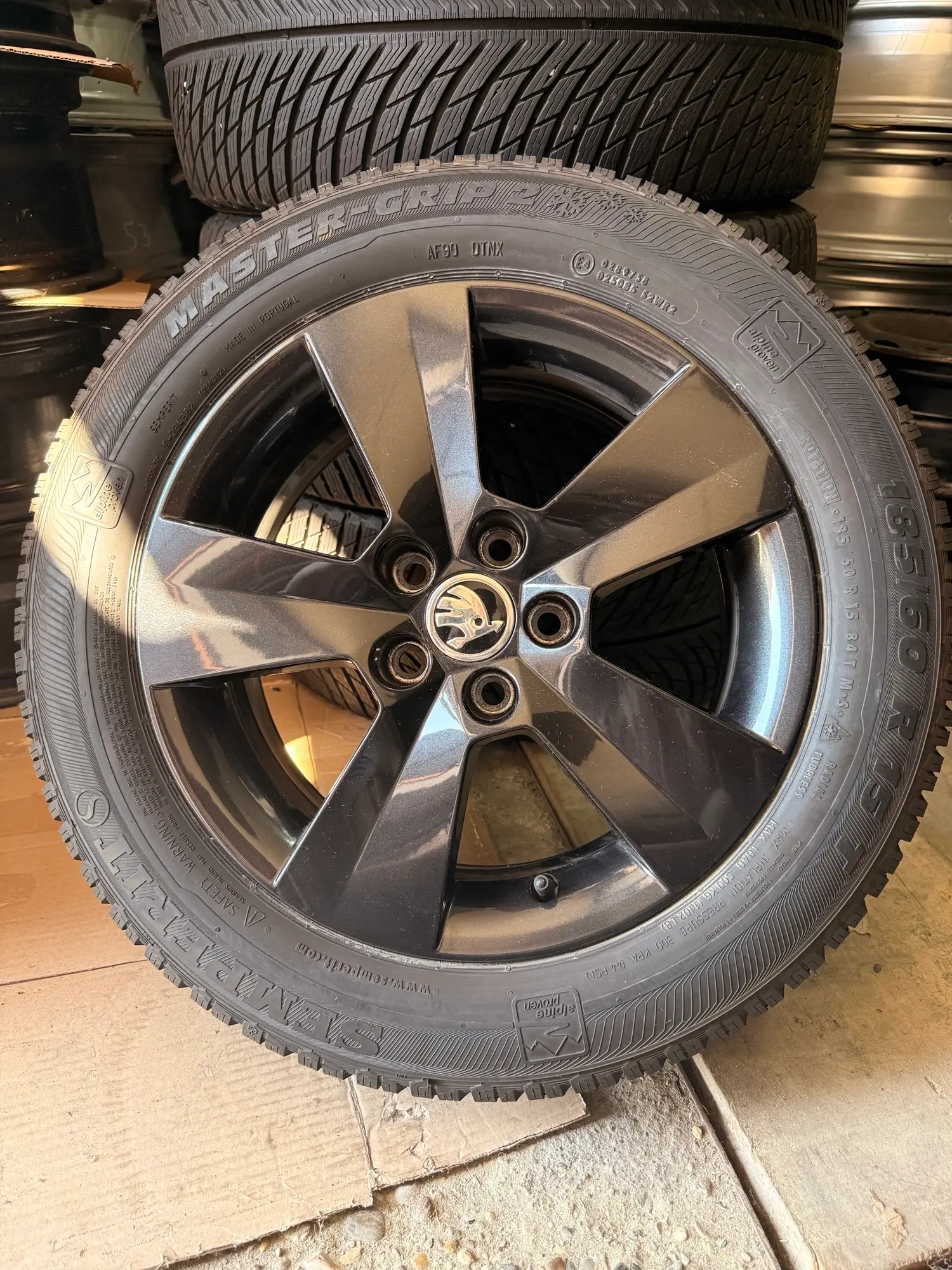 ALU FELGE ŠKODA 15" 5X100 GUME ZIMSKE 185-60-R15 - Slika 6